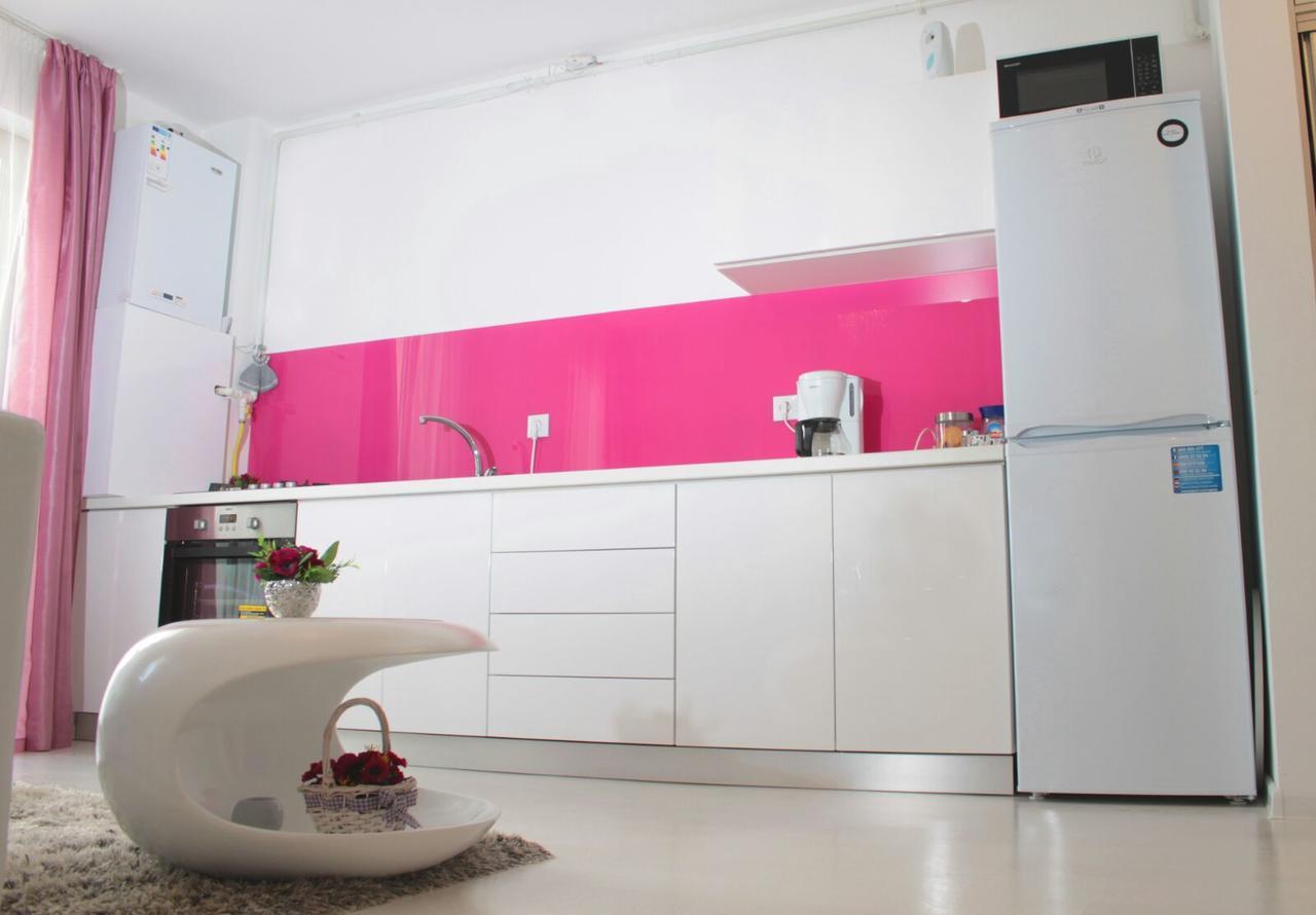 White Luxury Apartment シビウ エクステリア 写真