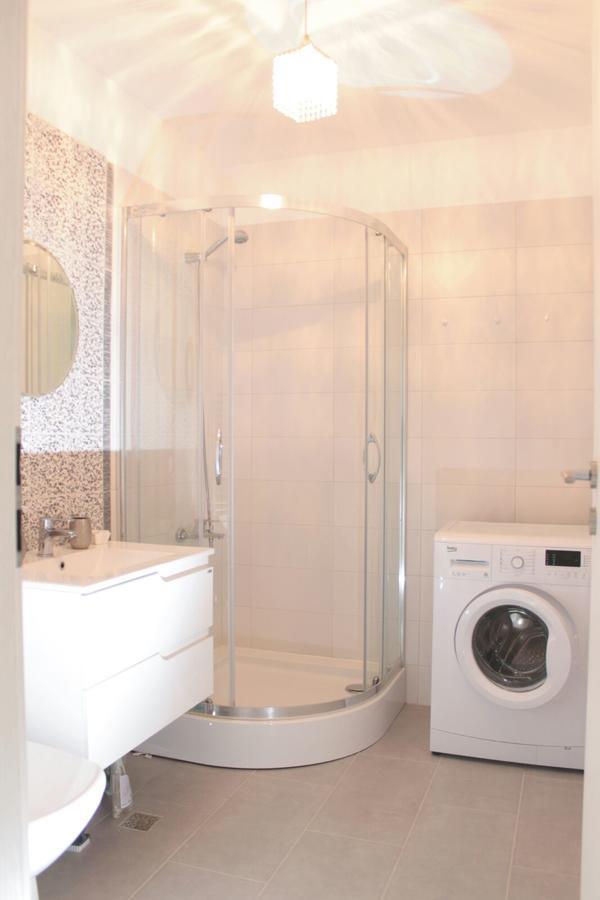 White Luxury Apartment シビウ エクステリア 写真